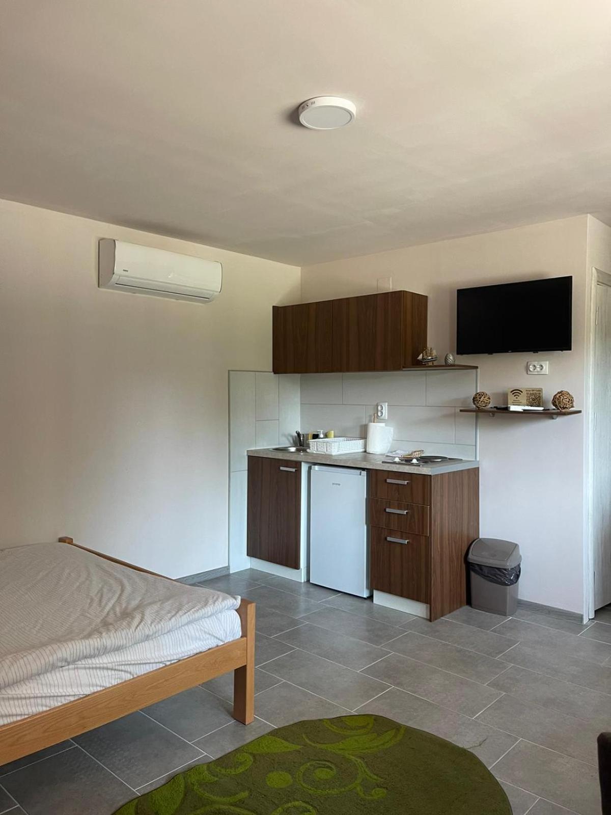 Apartmani Morava 54 Kocino Selo Exterior foto